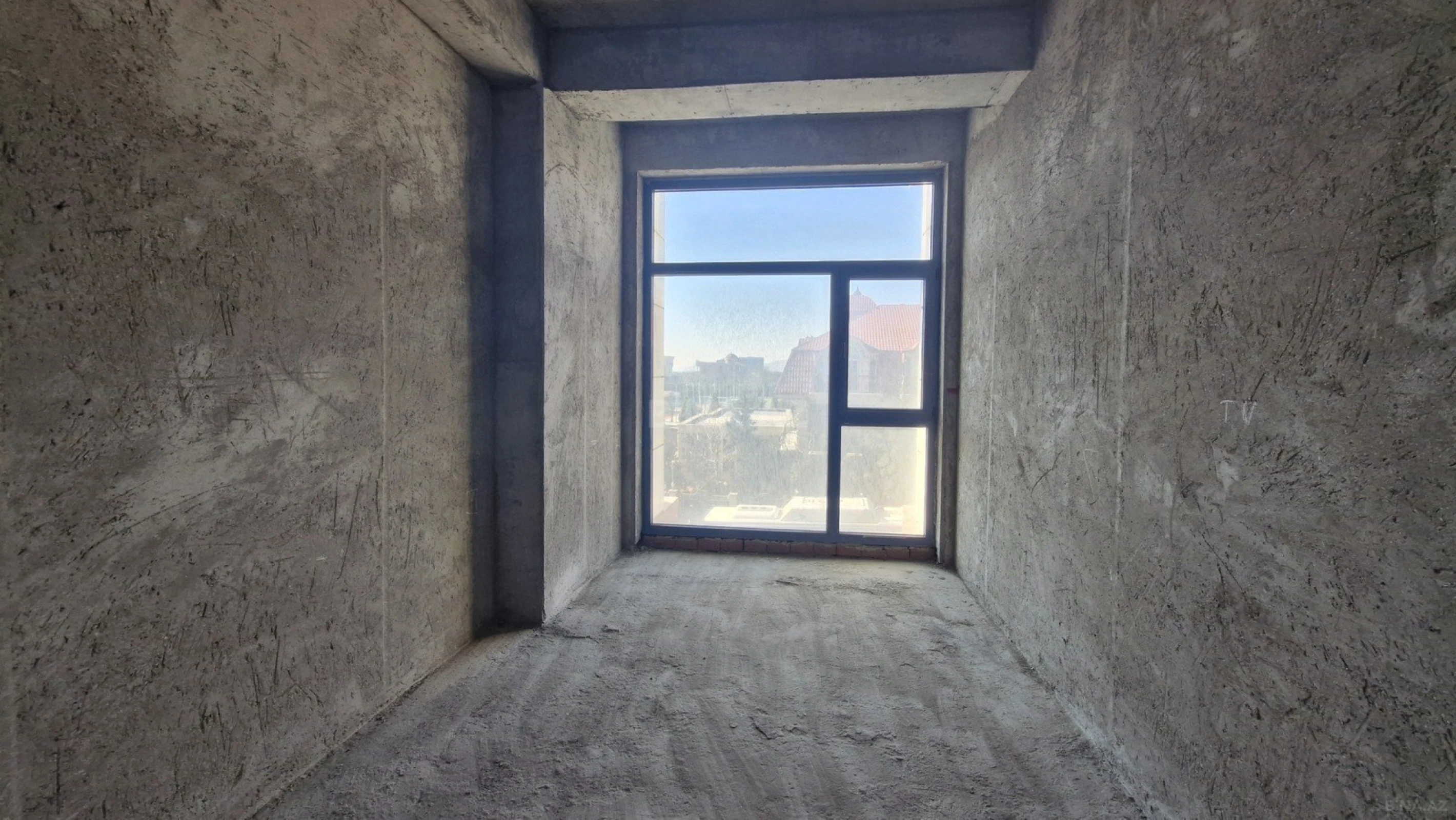 Satılır 2 otaqlı mənzil 67 m²