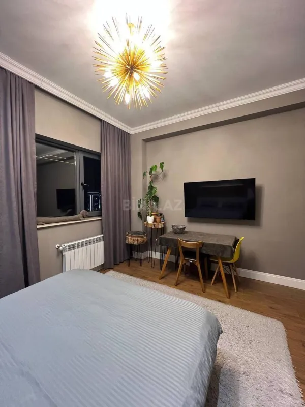 Kirayə verilir 3 otaqlı mənzil 157 m²