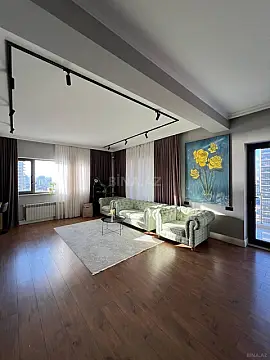 Kirayə verilir 3 otaqlı mənzil 157 m²