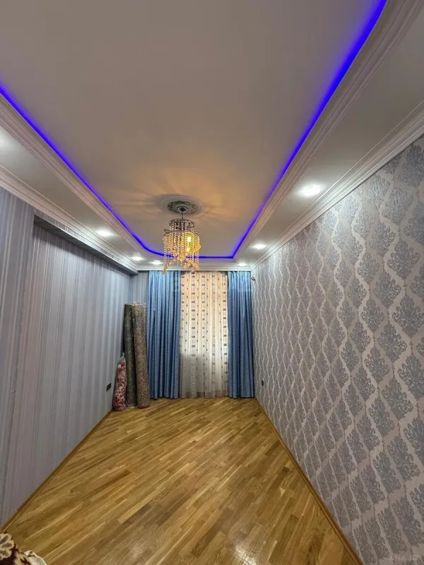 Satılır 3 otaqlı mənzil 115 m²