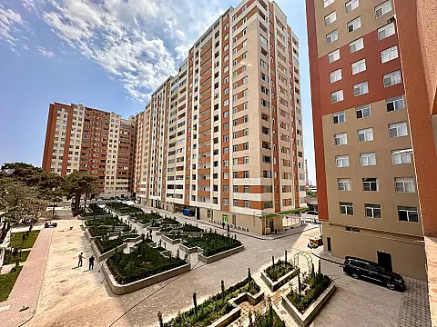 Satılır 3 otaqlı mənzil 143 m²