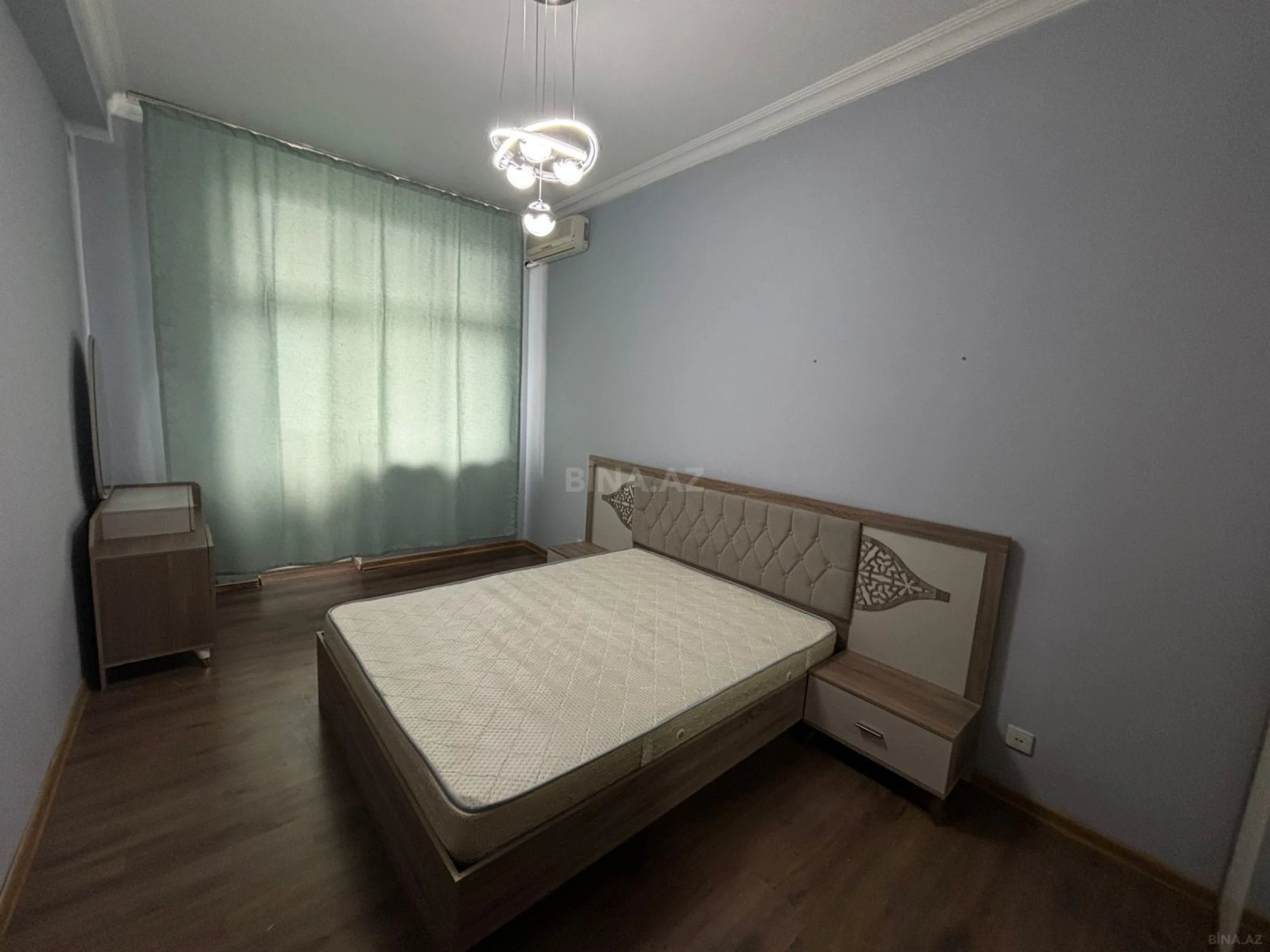 Kirayə verilir 3 otaqlı mənzil 105 m²