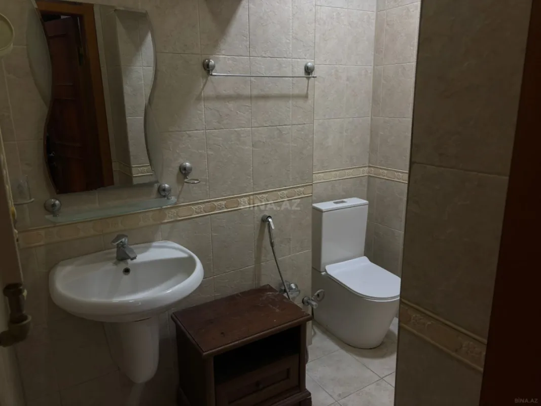 Kirayə verilir 3 otaqlı mənzil 105 m²