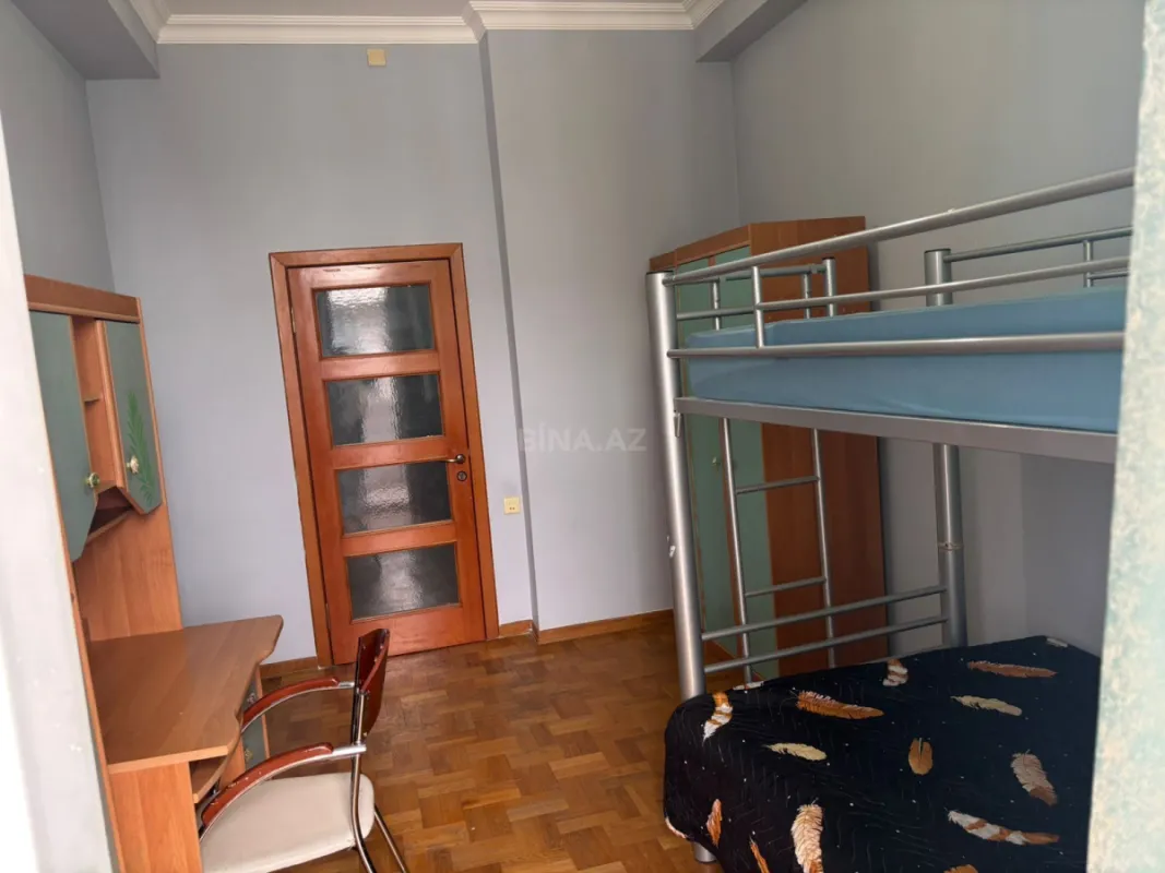 Kirayə verilir 3 otaqlı mənzil 105 m²