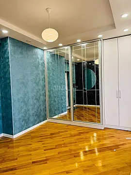 Satılır 3 otaqlı mənzil 115 m²