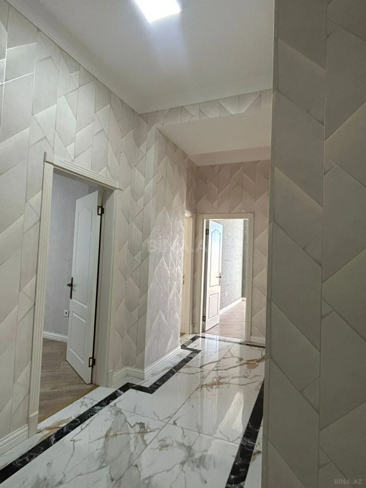 Kirayə verilir 4 otaqlı ofis 100 m²