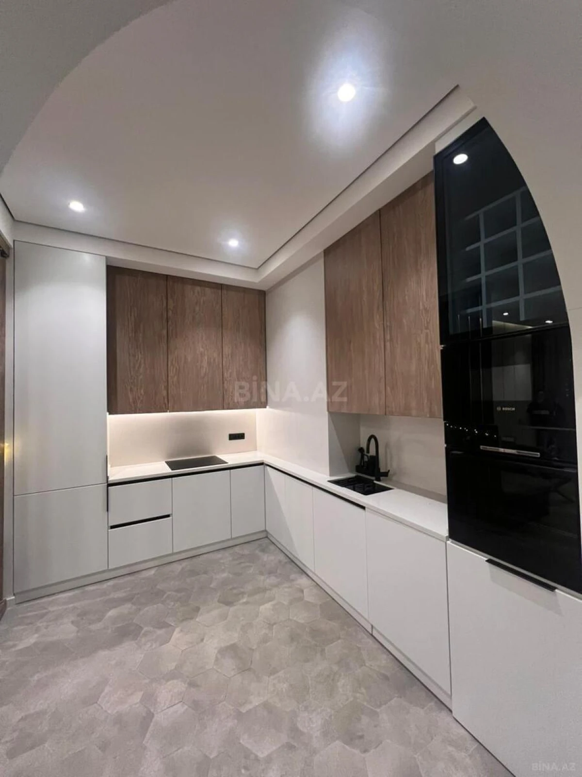 Kirayə verilir 2 otaqlı mənzil 80 m²