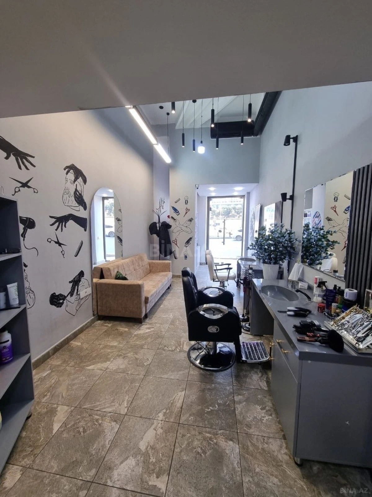 Satılır obyekt 60 m²