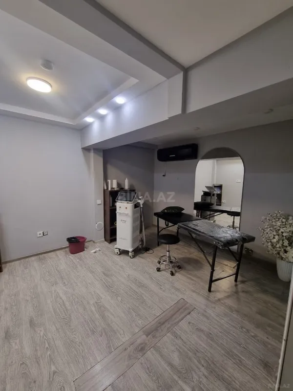 Satılır obyekt 60 m²