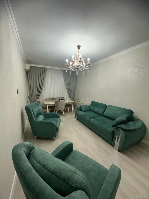 Satılır 4 otaqlı mənzil 100 m²