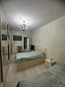 Satılır 4 otaqlı mənzil 100 m²
