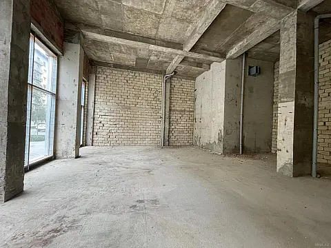 Kirayə verilir obyekt 130 m²