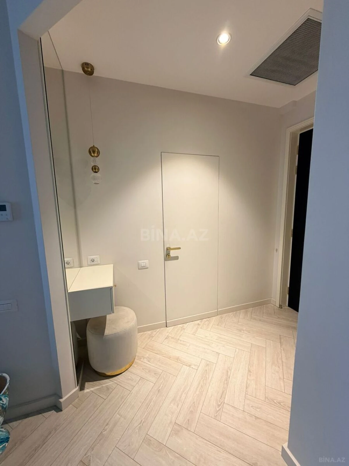 Kirayə verilir 2 otaqlı mənzil 50 m²
