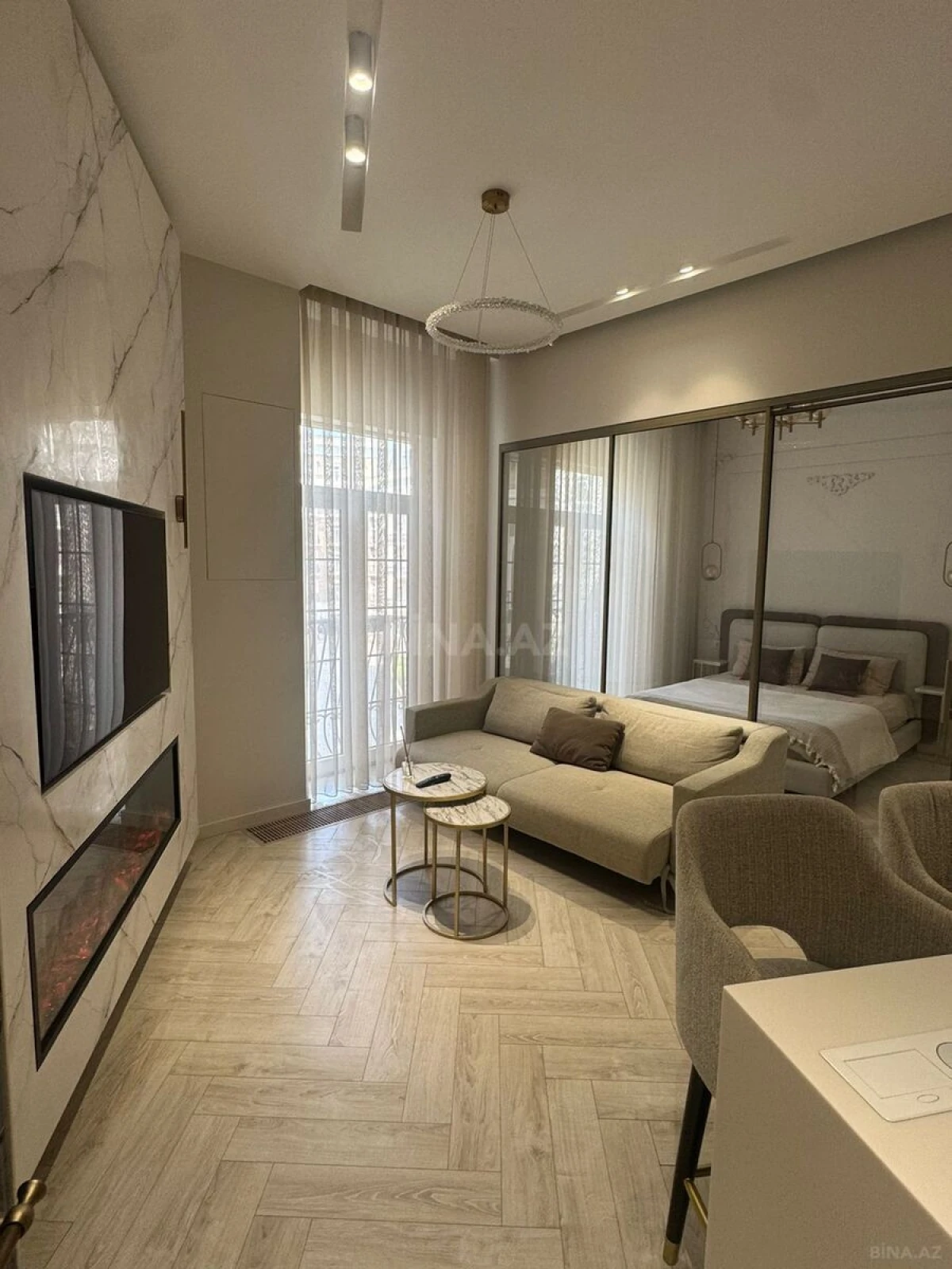 Kirayə verilir 2 otaqlı mənzil 50 m²