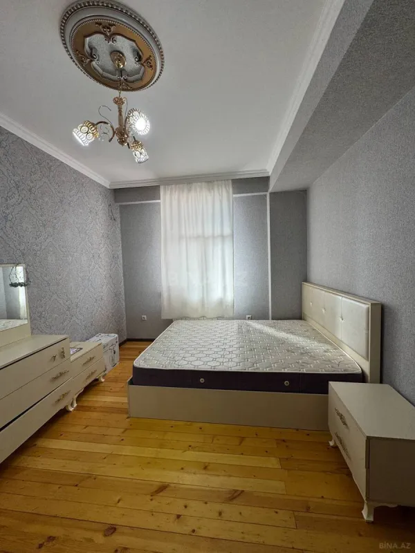 Satılır 3 otaqlı mənzil 75 m²