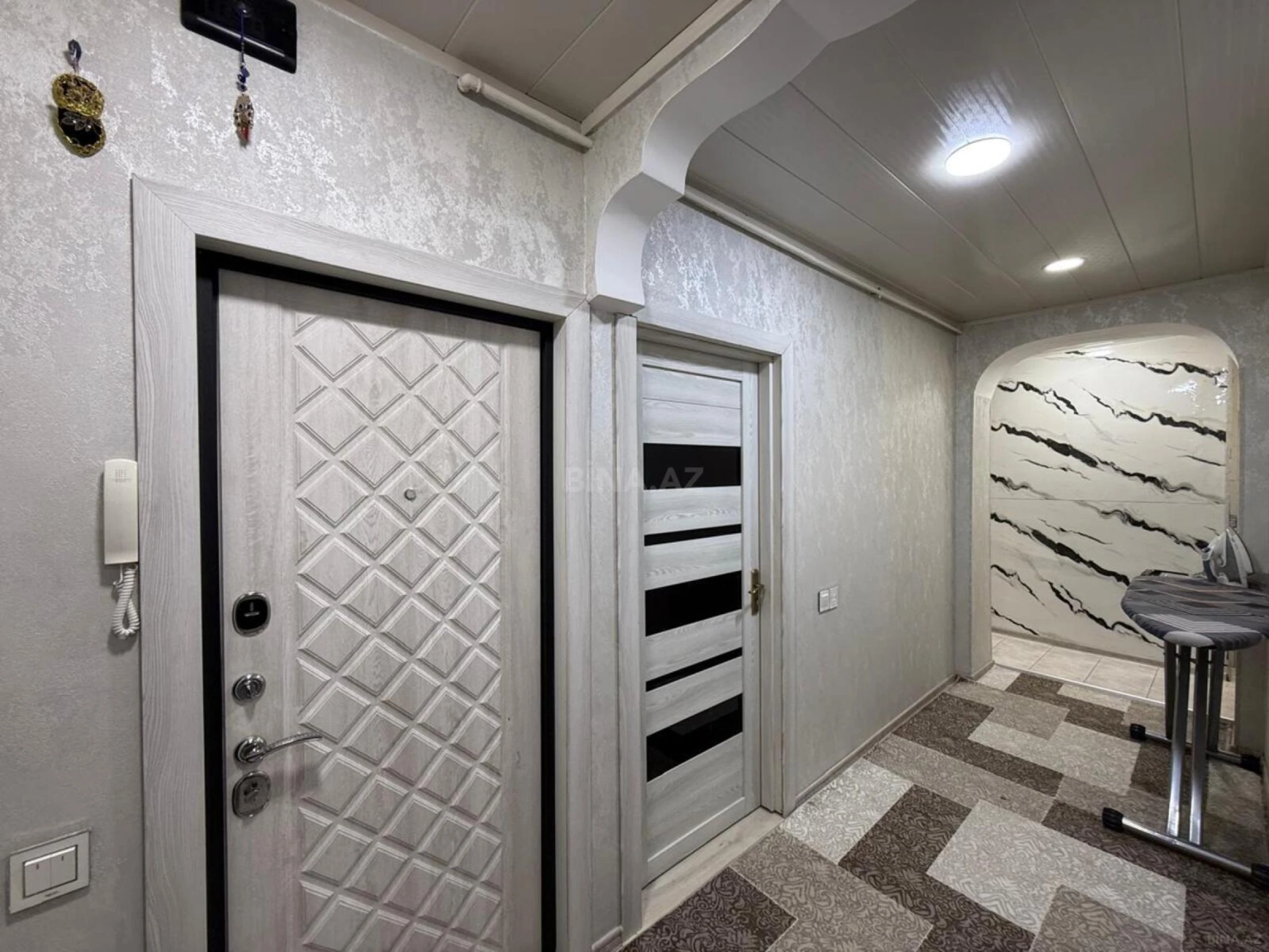 Satılır 3 otaqlı mənzil 60 m²