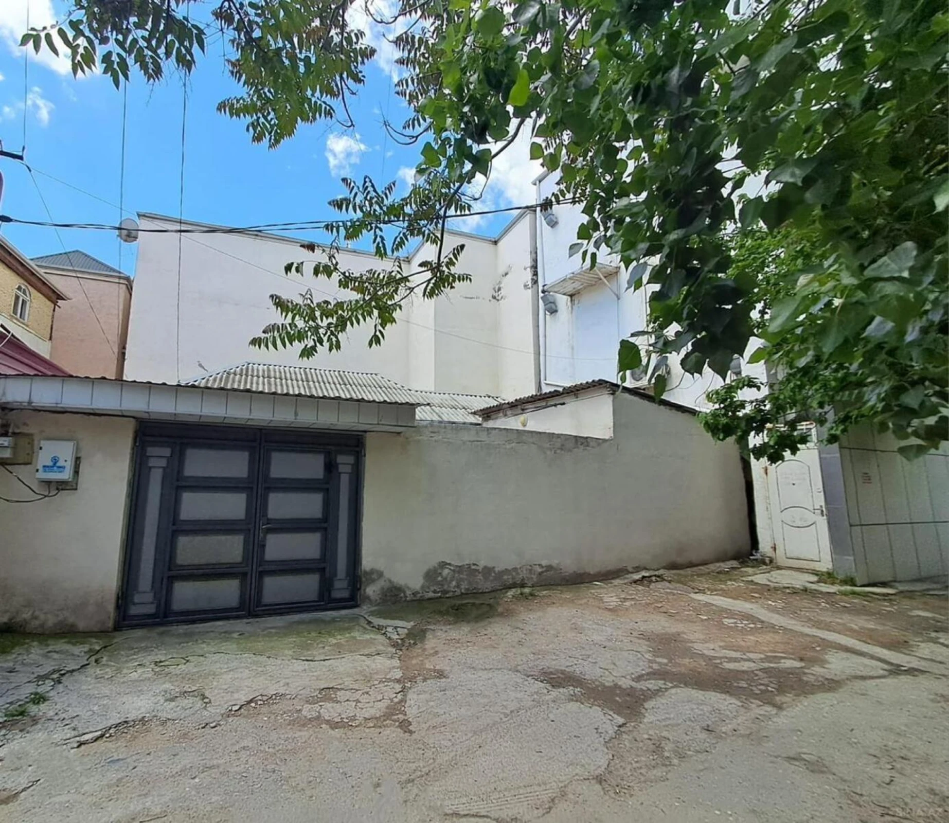Satılır 4 otaqlı həyət evi 120 m²