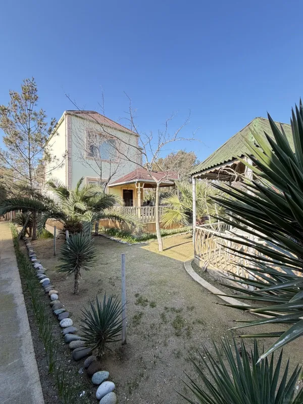 Satılır 3 otaqlı həyət evi 120 m²