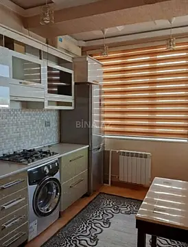 Satılır 2 otaqlı mənzil 70 m²