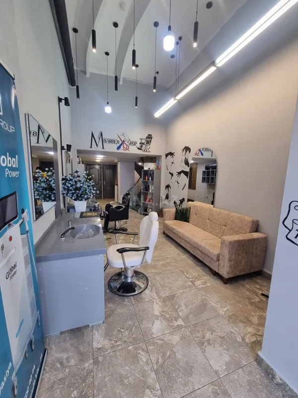 Satılır obyekt 65 m²