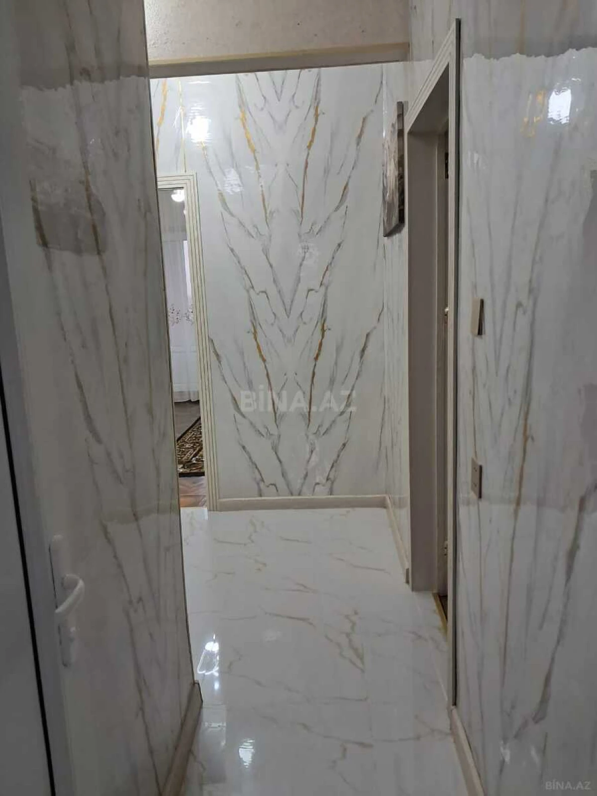 Kirayə verilir 4 otaqlı mənzil 110 m²