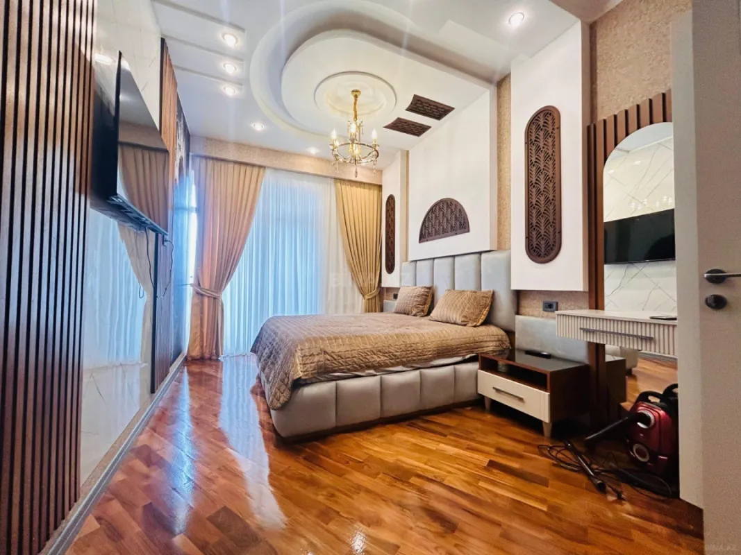 Satılır 3 otaqlı mənzil 120 m²