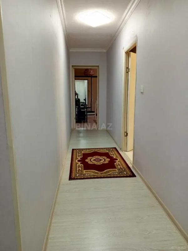 Satılır 3 otaqlı mənzil 108 m²