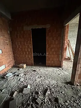 Satılır 4 otaqlı mənzil 110 m²