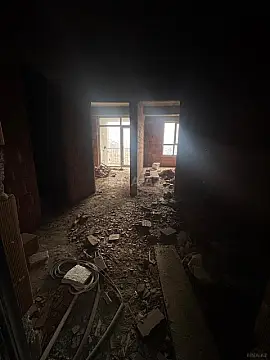 Satılır 4 otaqlı mənzil 110 m²