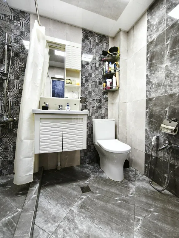 Satılır 2 otaqlı mənzil 55 m²