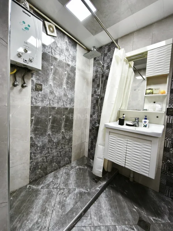 Satılır 2 otaqlı mənzil 55 m²