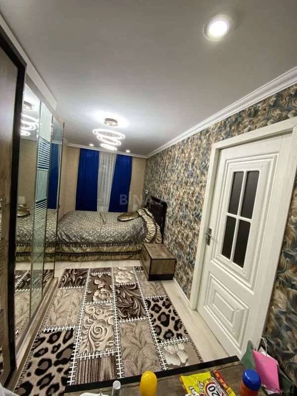 Satılır 2 otaqlı mənzil 55 m²
