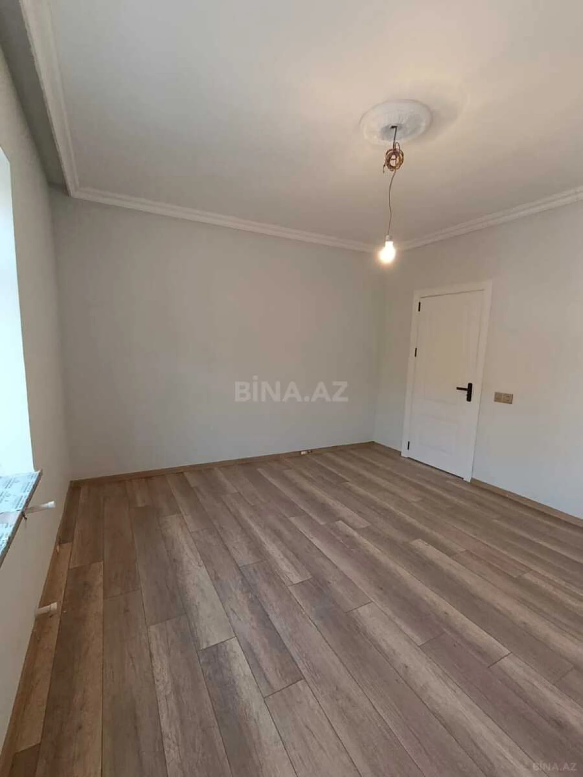 Satılır 5 otaqlı həyət evi 175 m²