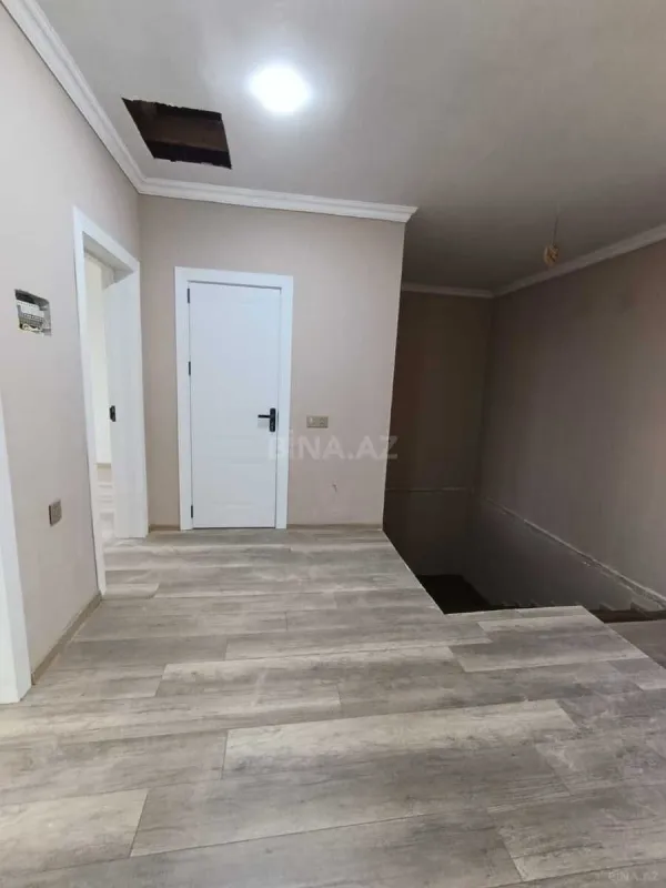 Satılır 5 otaqlı həyət evi 175 m²