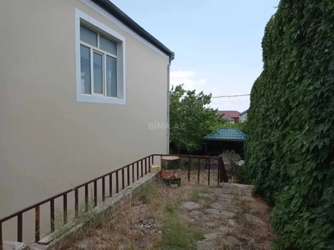 Satılır 5 otaqlı həyət evi 150 m²