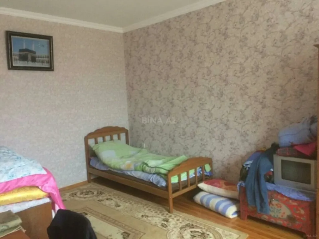 Satılır 5 otaqlı həyət evi 220 m²