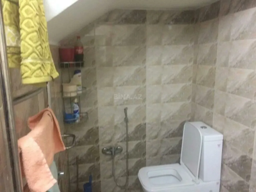 Satılır 5 otaqlı həyət evi 220 m²