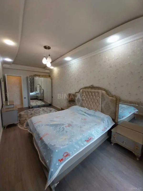 Kirayə verilir 3 otaqlı mənzil 120 m²