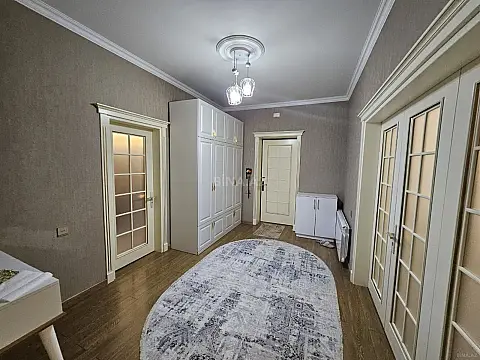 Satılır 3 otaqlı həyət evi 156 m²