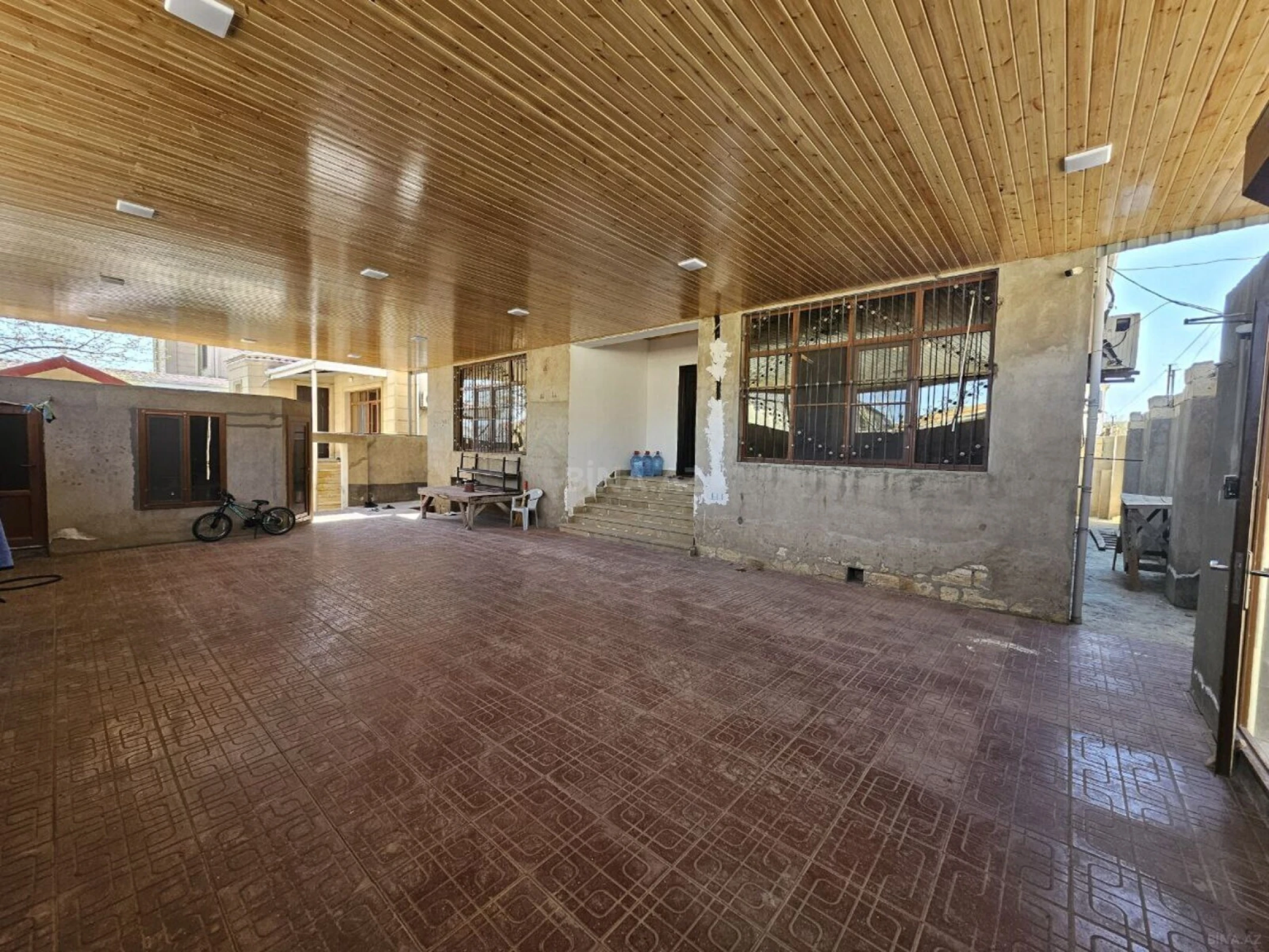 Satılır 3 otaqlı həyət evi 156 m²