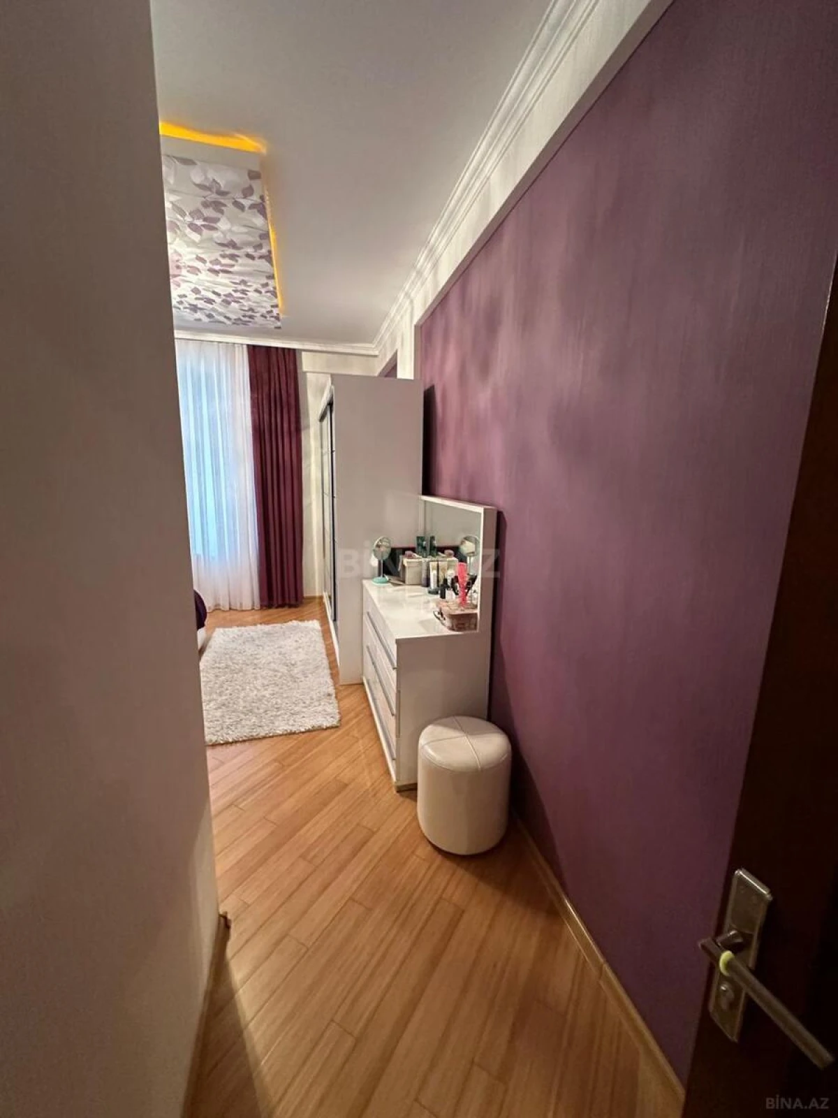 Satılır 3 otaqlı mənzil 102 m²