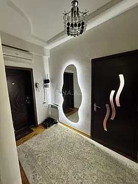 Satılır 2 otaqlı mənzil 60 m²