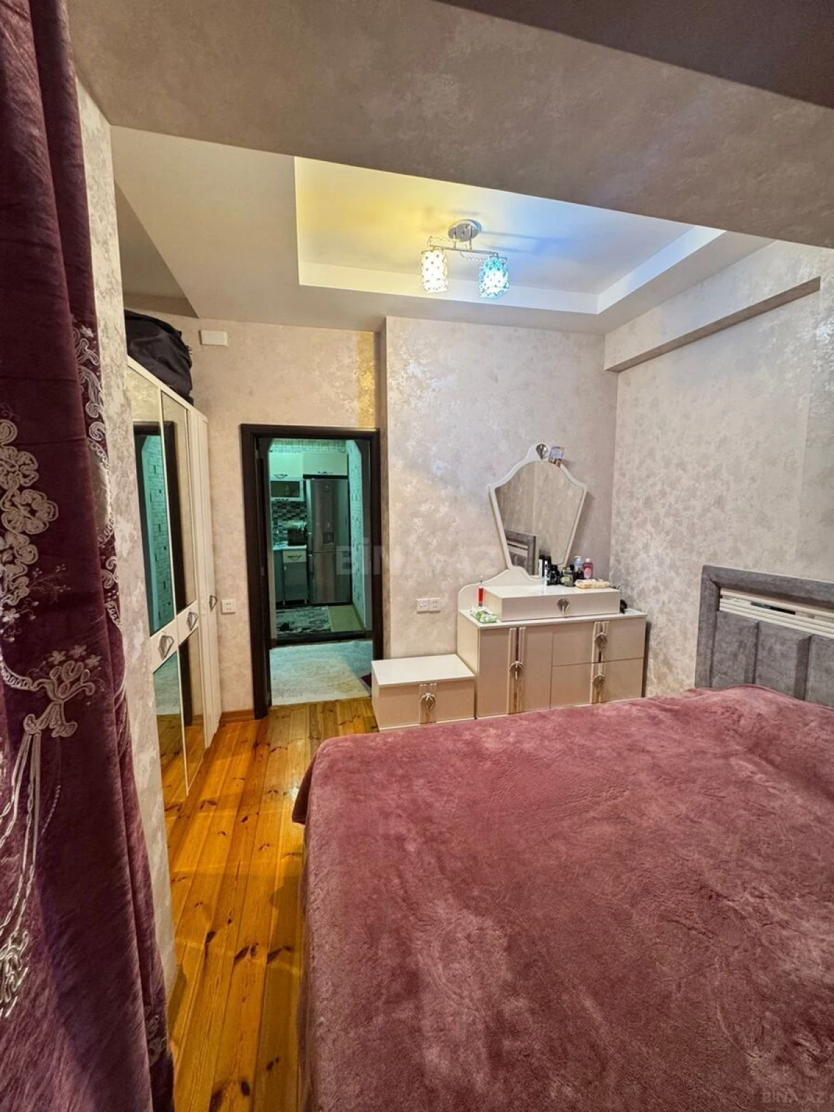 Satılır 2 otaqlı mənzil 60 m²