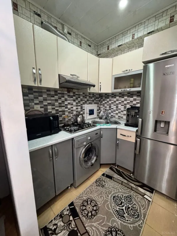 Satılır 2 otaqlı mənzil 60 m²