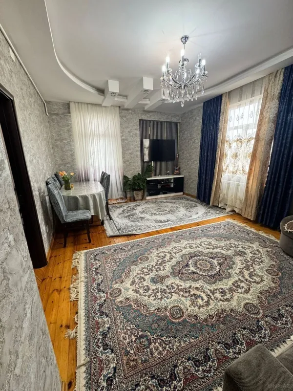 Satılır 2 otaqlı mənzil 60 m²