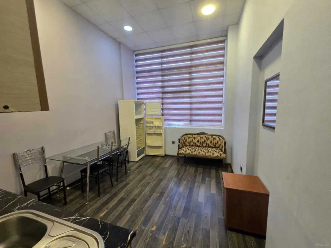 Kirayə verilir 5 otaqlı ofis 210 m²