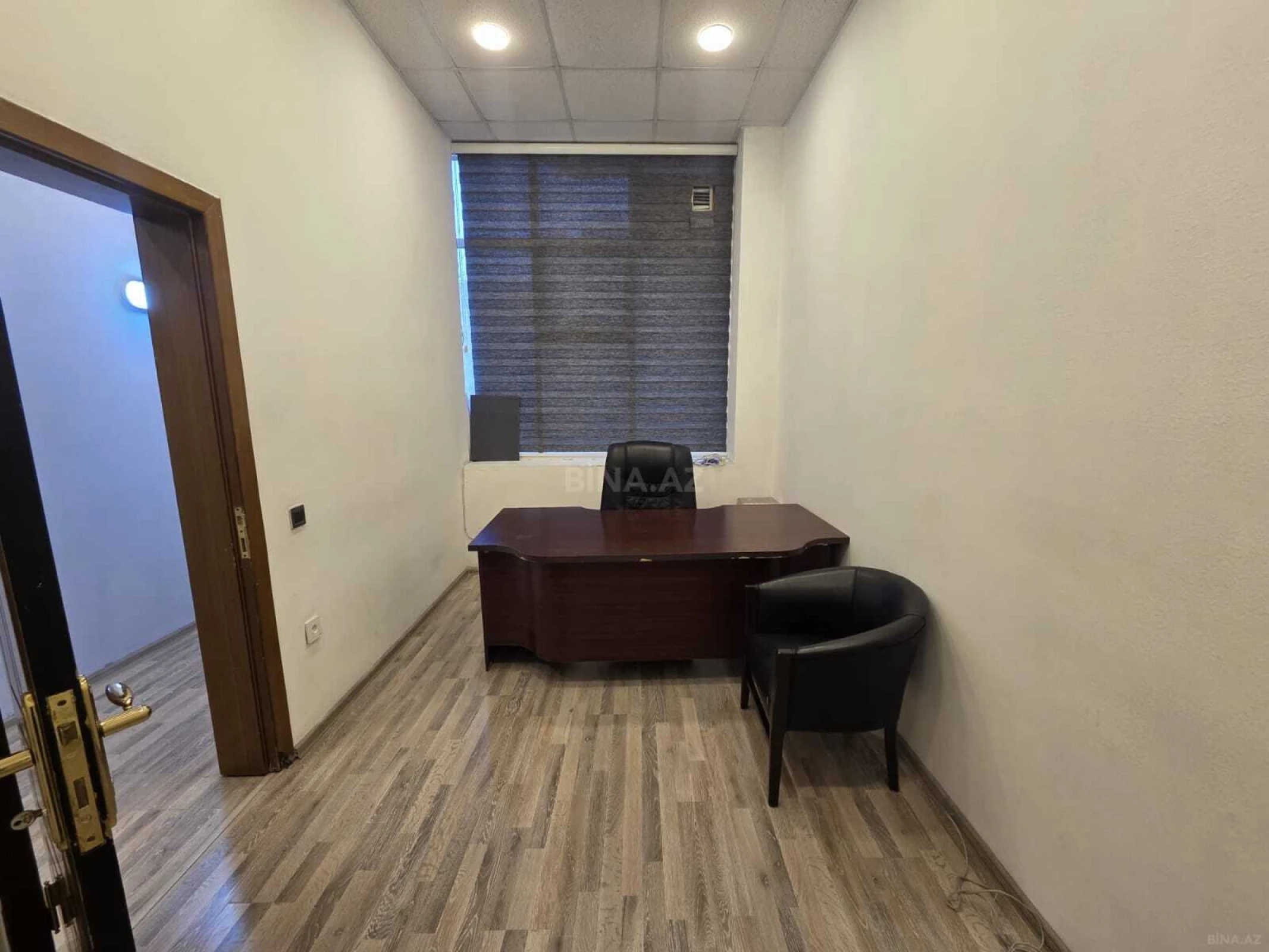 Kirayə verilir 5 otaqlı ofis 210 m²