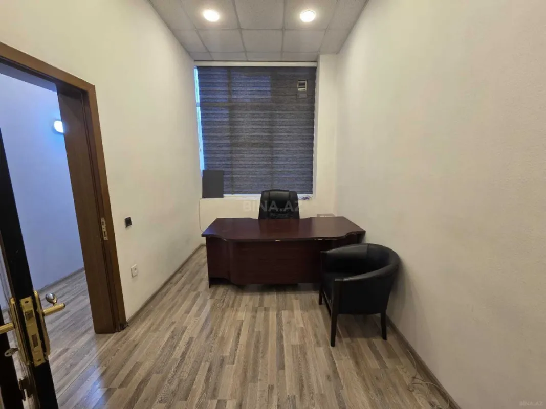Kirayə verilir 5 otaqlı ofis 210 m²