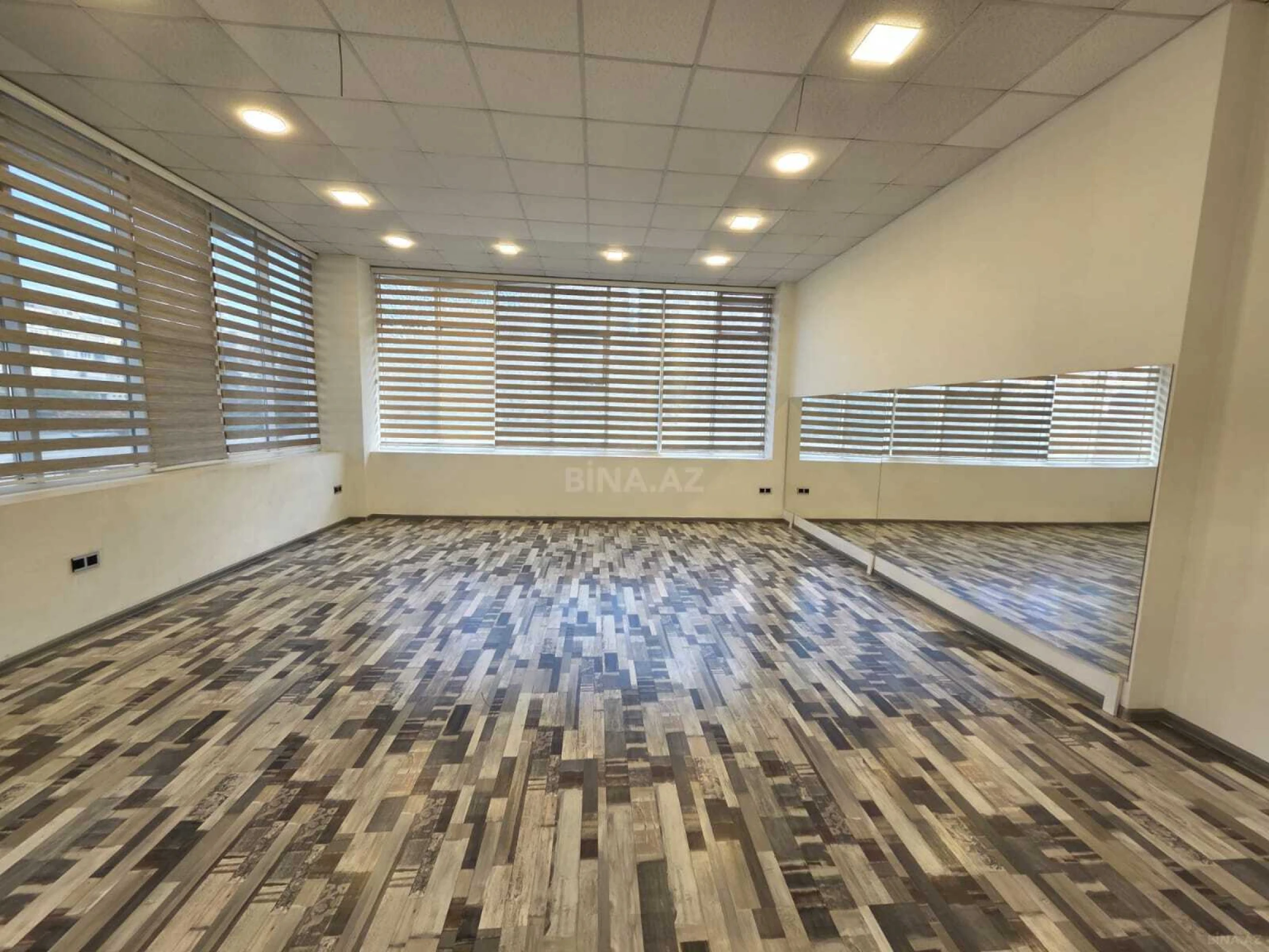 Kirayə verilir 5 otaqlı ofis 210 m²