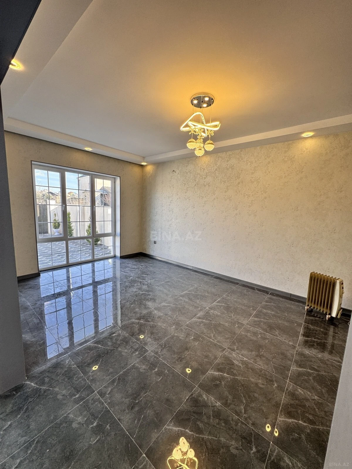 Satılır 4 otaqlı həyət evi 100 m²